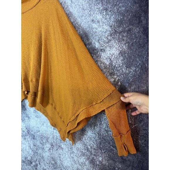 We the Free People Top Women M Yellow Oversized Crop Lagenlook Poncho Hippie - Picture 6 of 15